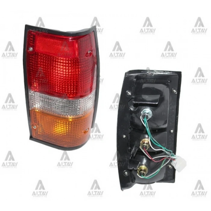 Stop Lambası L-200  1996-1998 Siyah Duylu Sol (1 Adet) (Oem No: Mb527101)