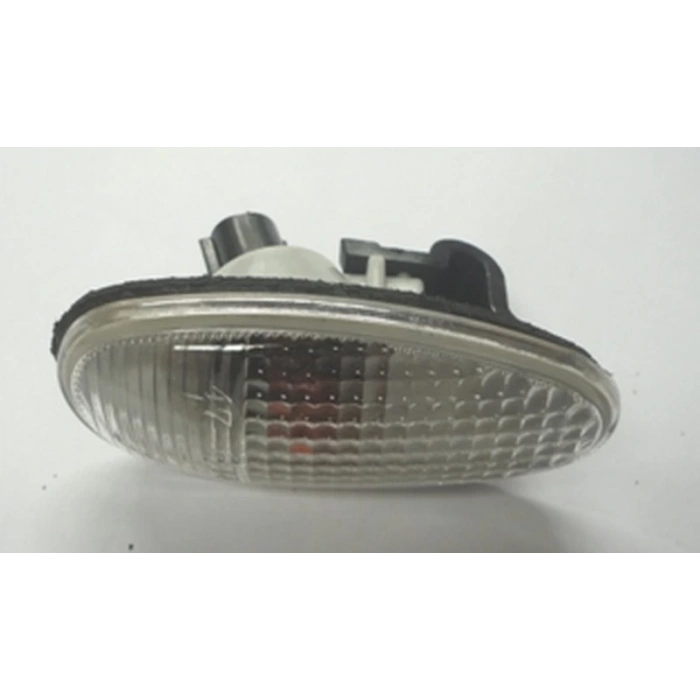Mitsubishi Pajero 2004-2006 Çamurluk Sinyali Beyaz Sağ - Sol Aynı (Adet) (Casp) (Oem No:Mr522027)