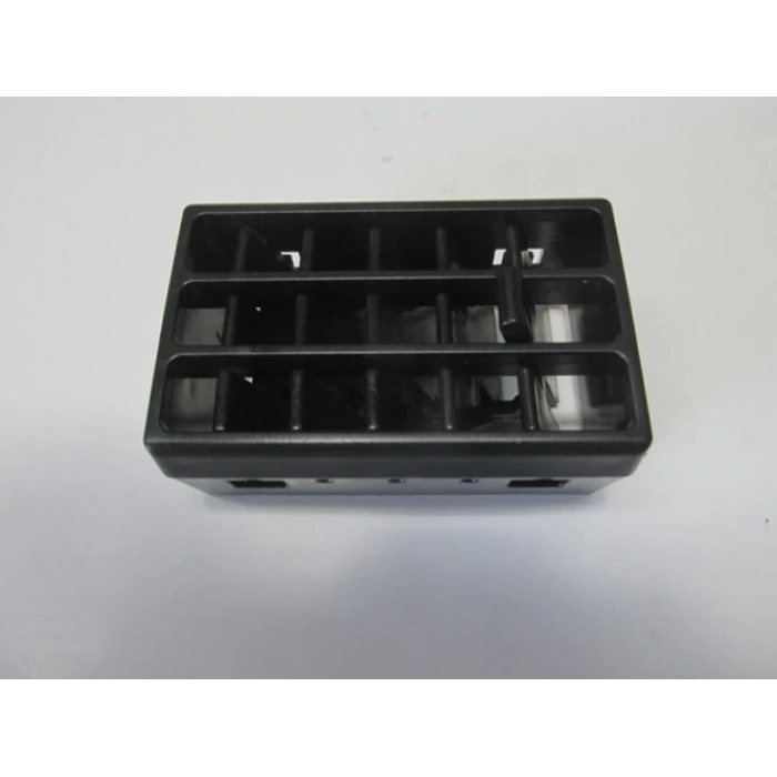 Renault R9- Faırway- 1993-1996 Ön Göğüs Orta Üfleme Peteği Sağ Difizör  Oem No: 7702257702