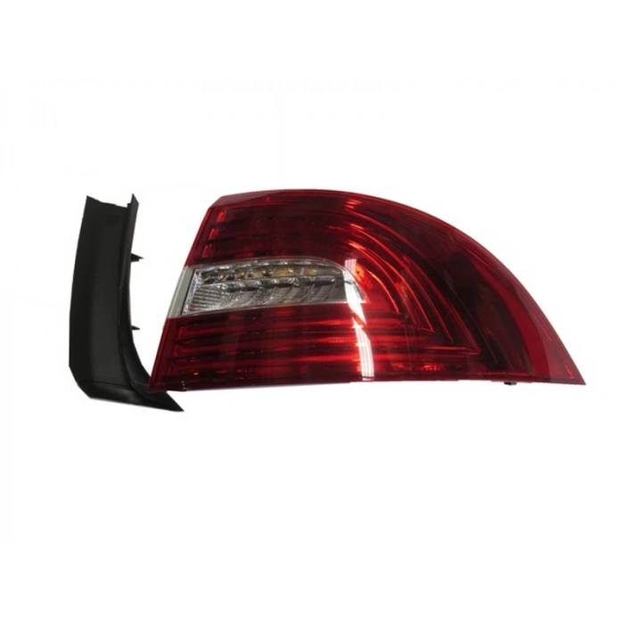 Skoda Superb 2013-2015 Dış Stop Lambası Sağ Kırmızı - Beyaz - Ledli (Tw - Y) (Oem No:3T5945096A)