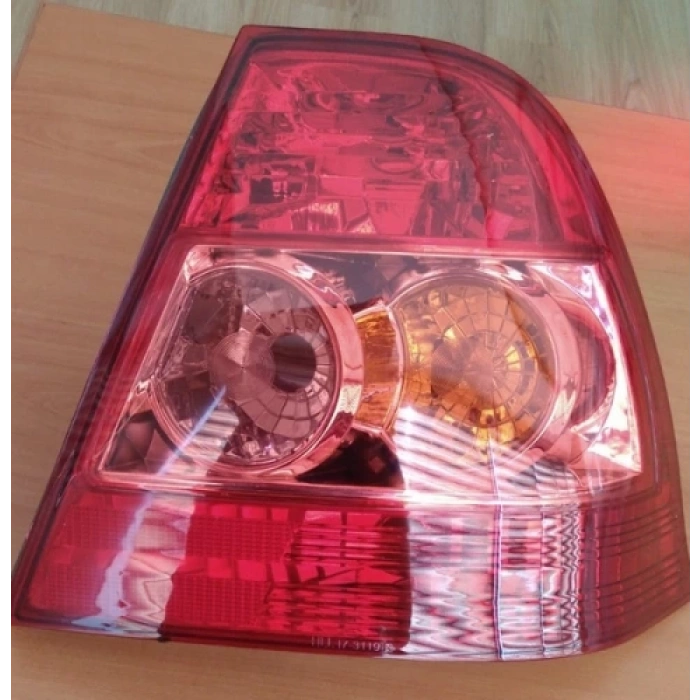 Stop Corolla 2005-2007 Jpi Sağ  Oem No: 212-19K5Rh