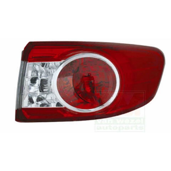 Toyota Corolla 2010-2012 (E15) Stop Lambası Dış Sağ (Oem No:8155112A30)