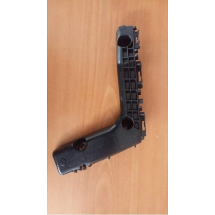 Toyota Corolla 2013-2016 Ön Tampon İç Bağlantı Braketi Sağ (Yan Kulağa Takılan) (Tyg) (Adet) (Oem No:5211502250)