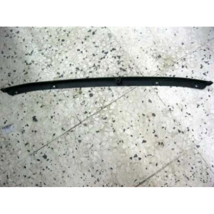 Far Alt Çıtası Hilux 2002-2004 Tyd Orta Oem No: 53931-04010