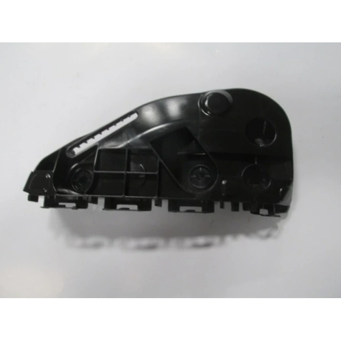 Toyota Hilux Revo 2015-2019 Ön Tampon Braketi Sol Plastik (Oem No: 52116-0K180)