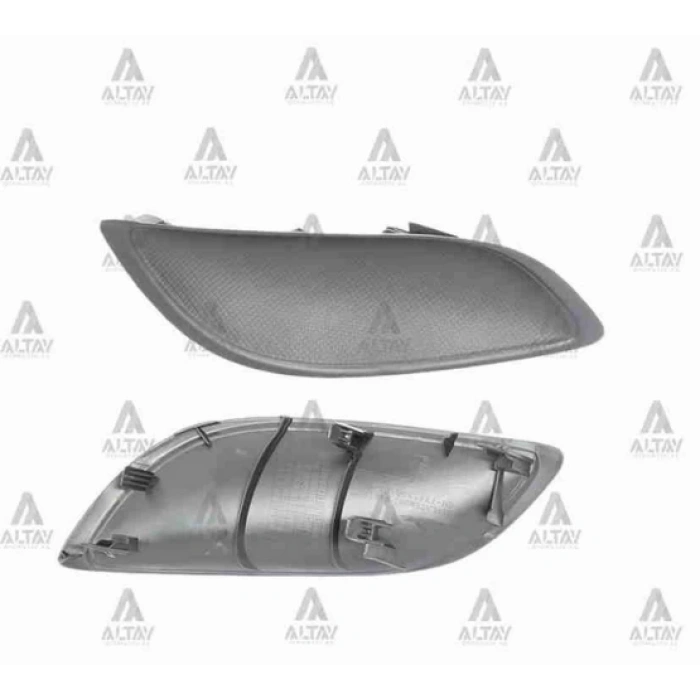 Sis Lamba Kapağı Yaris 2010-2011 Sağ (Sis Deliksiz) (1 Adet) (Oem No: 81481-0D090)