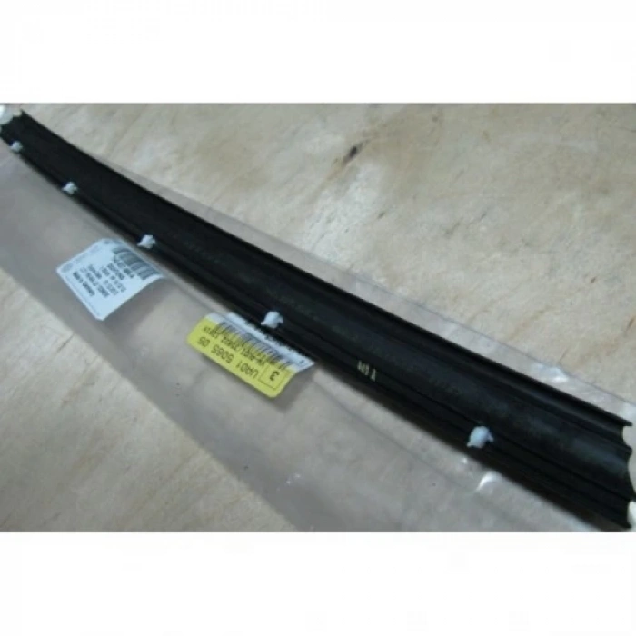 Volkswagen T5 T5,5 T6 2004  Ön Kapı Yan Fitili Sağ  (Oem No:7H0837566A)