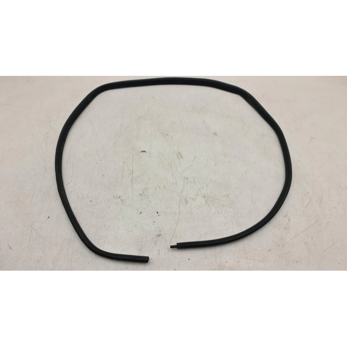 Arka Kapı Lastiği Psa 301/C Elysee B.M 2012- (Oem No: 9675587780)