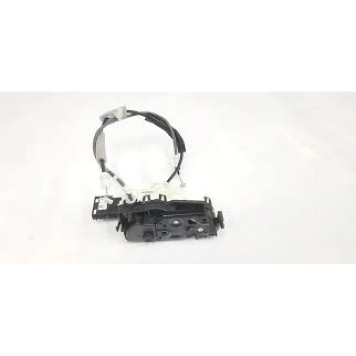 Arka Kapı Kilit Sol C3 B618 Psa Peugeot 97-00 (Oem No: 9812398580)