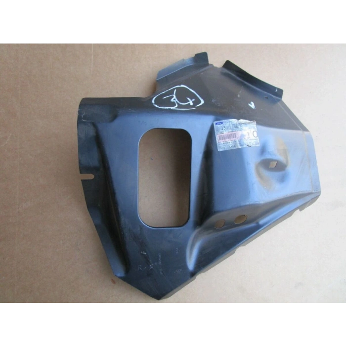 Bagaj Bolmesı Su Bosaltma Olug U Ford Fıesta Bm 12- (Oem No: 8A61 A45108 Ad)