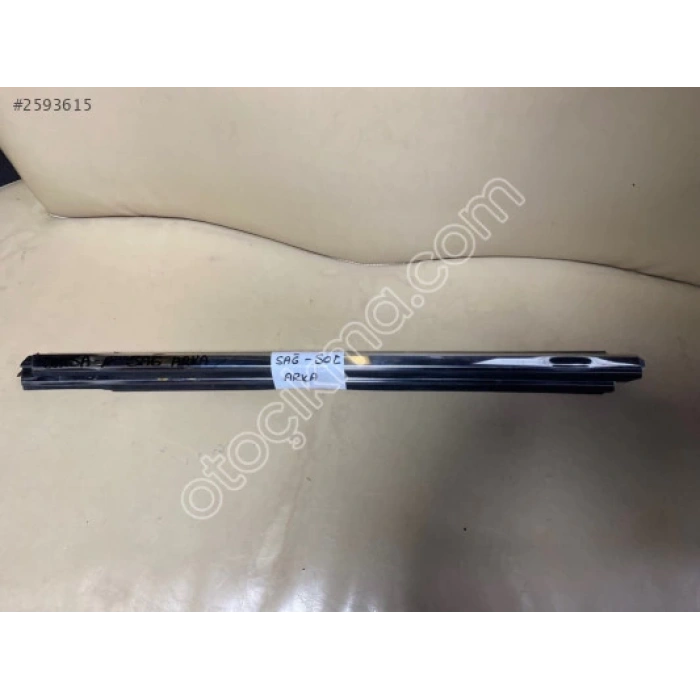 Cam Kenar Çıtası Arka Sol Opel Corsa F Bm 20- (Oem No: 9838916880)