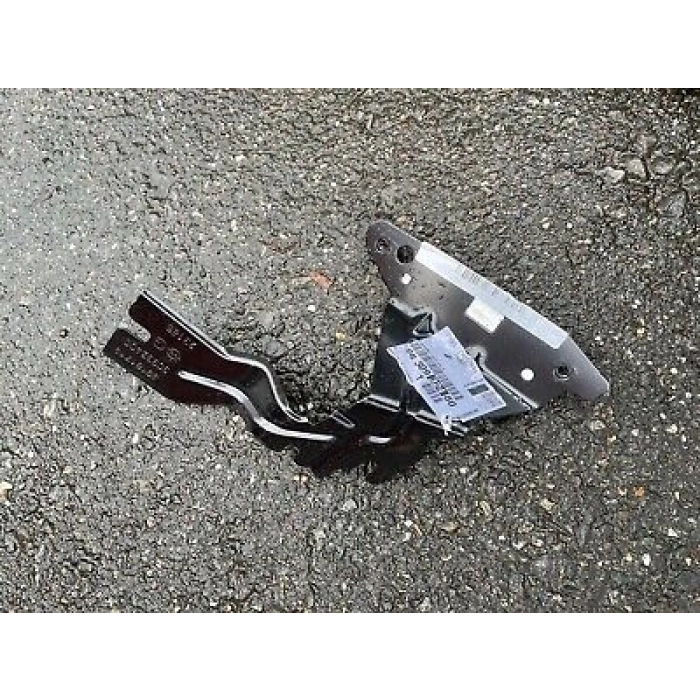 Çamurluk Braketi Ön Sol Opel Corsa F Bm 20- (Oem No: 9830932480)