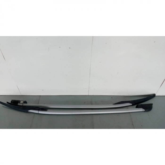 Destek - Tavan Port Bagaj Ford B-460 Transıt Courıer Bm 14- (Oem No: Et76 55122 Ap57Pn)