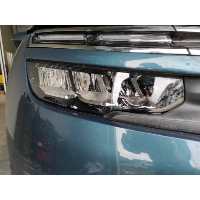 Far Sağ Psa C5 Aırcross B.M 2018- (Oem No: 9835610280)