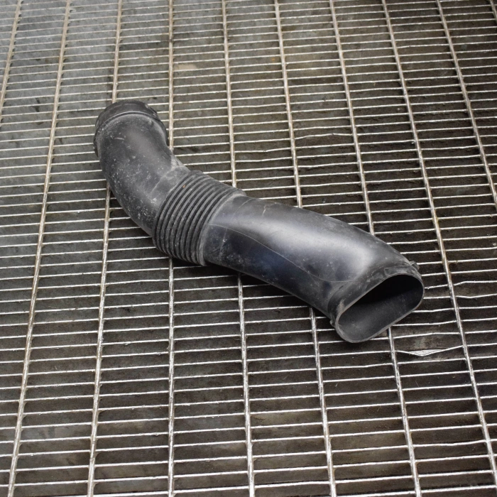 Hava Fıltre Emıs Borusu Alt Plastık Ford Transıt Custom V710 2.0 Ecoblue 23- (Oem No: Pz31 9A675 Ae)