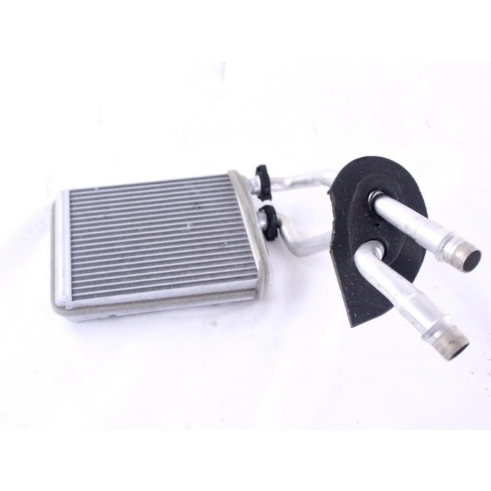 Kalorıfer Radyatörü Opel Corsa F Bm 20- (Oem No: 9833378980)