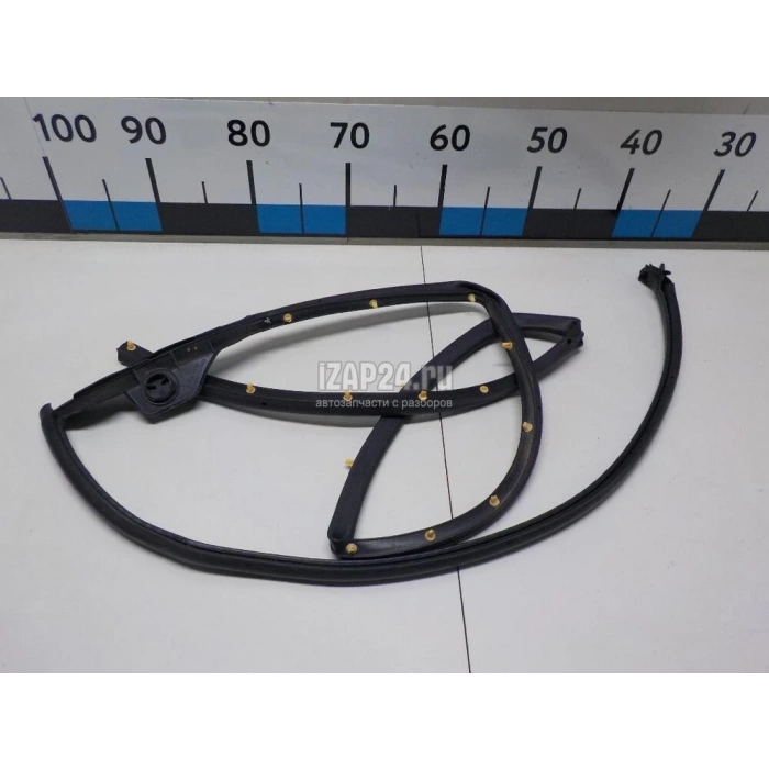 Kapı Alt Lastiği Arka Sağ Psa C5 Aırcross B.M 2019- (Oem No: 9816902680)