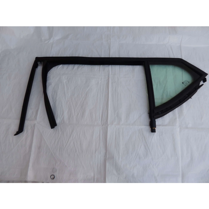 Kapı Çerçeve Fıtılı Arka Sol Opel Astra K Bm 16- (Oem No: 39164633)