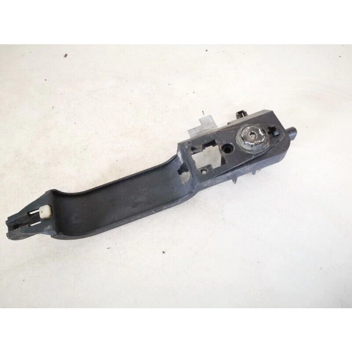 Kapı Kol Bakalıtı Ön Sol Ford Focus Bm 98- (Oem No: Xs41 A224A37 Ah)