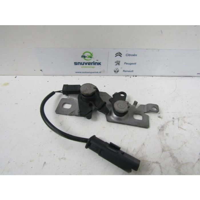 Kaput Kilidi Psa Rıfter / Partner B.M 2018- (Oem No: 9808870280)