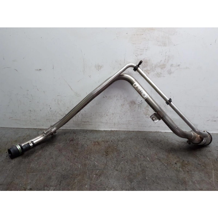 Mazot Borusu Benzınlı Ford Fıesta Bm 08- (Oem No: 9A61 9032 Ak)