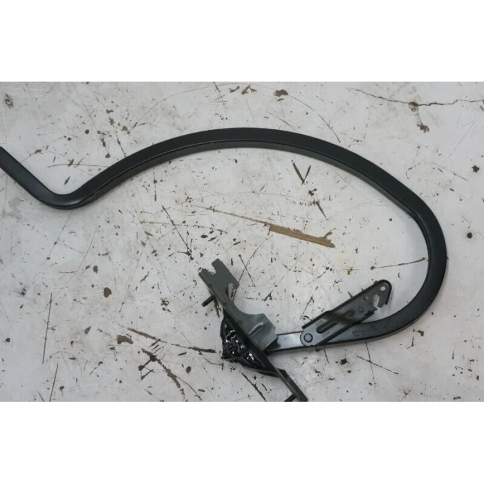 Menteşe - Bagaj Kapagı Menteşe - Bagaj Kapagı Ford Mondeo 2015 Bm 15- (Oem No: Ds73 F42700 Ay)