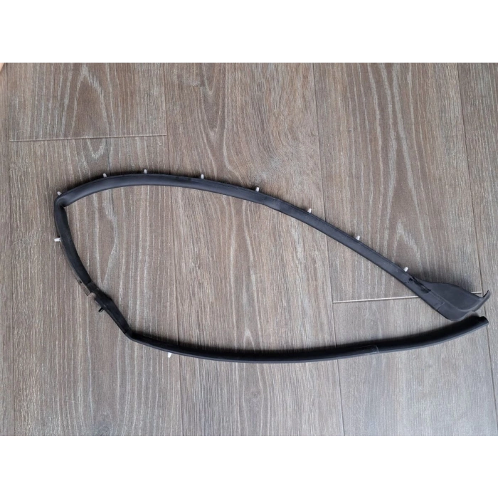 Ön Kapı Alt Lastık Sağ Opel Mokka Bm 21- (Oem No: 9834794780)