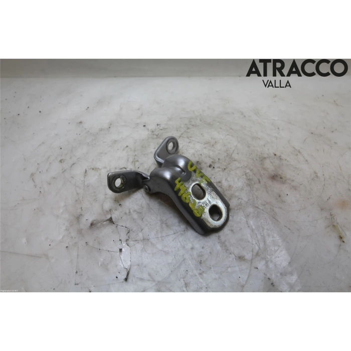 Ön Kapı Menteşesi Alt : Sol Opel Insıgnıa B Astra K Crossland X Adam Bm 16- (Oem No: Yq00224380)