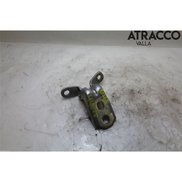 Ön Kapı Menteşesi Alt : Sağ Opel Insıgnıa B Astra K Crossland X Adam Bm 16- (Oem No: Yq00224480)