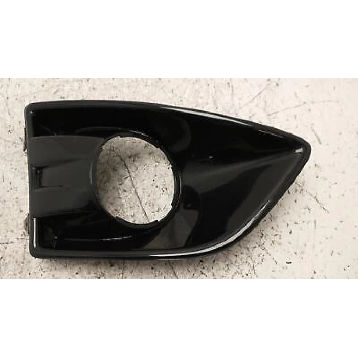 Sıs Far Çerçeve Sağ Sıs Farlı Pıanoblack Ford Focus Bm 10- (Oem No: Am51 R19952 Ca5Uaw)