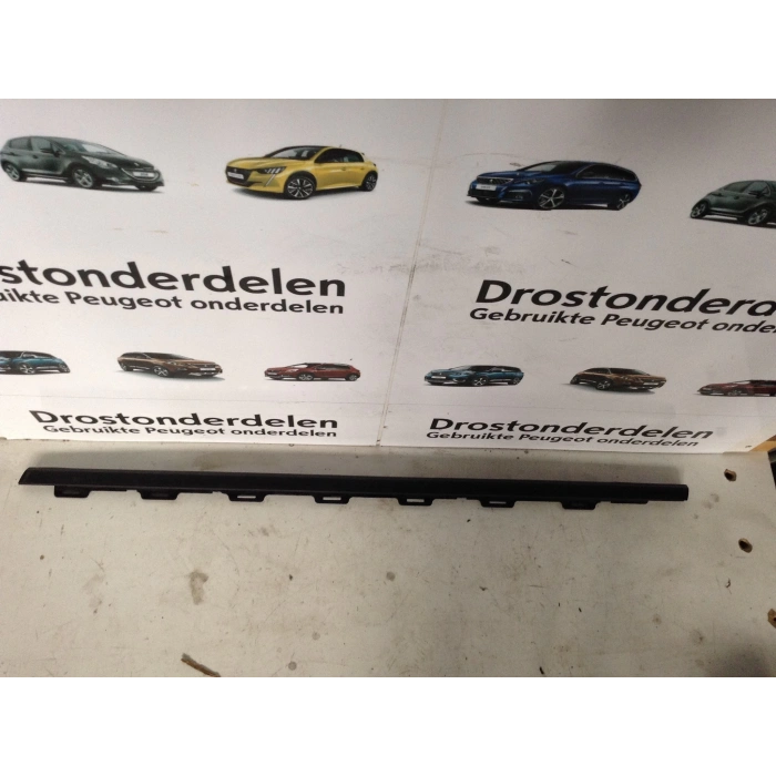 Sol Ön Cam Dış Fıtıl Psa 208/2008 B.M 2013- (Oem No: 9673085180)