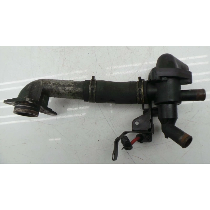 Termostat Su Çıkıs Konnektörü Ford Transıt V184 Bm 01- (Oem No: 1C1Q 8594 Ba)