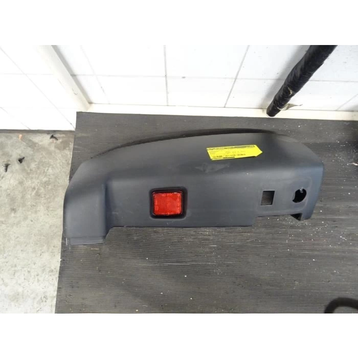 Arka Tampon Kösesı Sol Psa Boxer Iıı B.M 06- (Oem No: 1637185480)