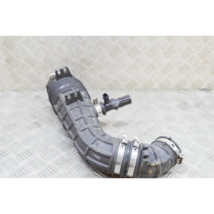 Hortum - Hava Hortum - Hava Ford Transıt V363 Bm 2018/- (Oem No: Gk31 9R504 Ag)