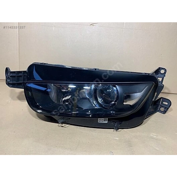 Far Sol C4 Pc2 Xenon Psa (Oem No: 9677217580)