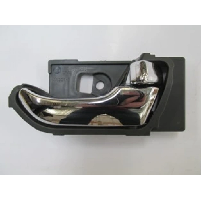 Isuzu D Max- Pıck Up- 12/17; Ön Kapı İç Açma Kolu Sağ Nikelajlı (Hushan) (Oem No: -)