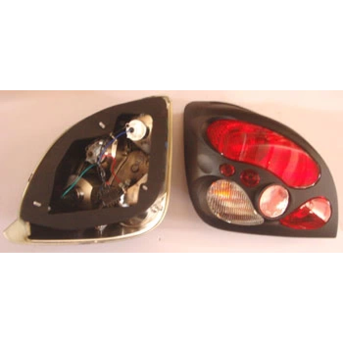 Ford Fiesta 2000-2002 Modifiye Stop Lambası Sağ - Sol Set 2 Parça Siyah - Kırmızı - Beyaz (Tyc) (Adet)