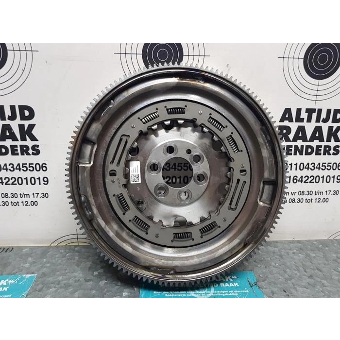 Volan Vw Polo-Ibıza-Fabıa Cusa-Cuta-Cyza-Cyzb 1,4 Tdı 14-17 (Oem No: 04B105266C)