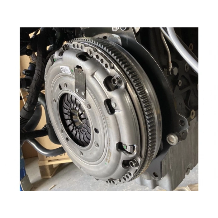 Debrıyaj Setı Vw Crafter-Man Tge Daua-Daub-Dava-Dawa 2,0 Tdı 16- (Oem No: 04L141025J)