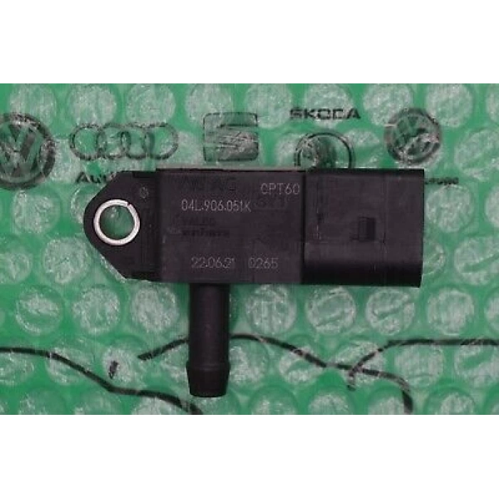 Basınç Sensörü Vw Crafter-T5,5-Transporter T6 Cxeb-Cxec-Cxfa-Cxha-Dava-Dawa-Daua-Daub 2,0 Tdı 15- (Oem No: 04L906051C)