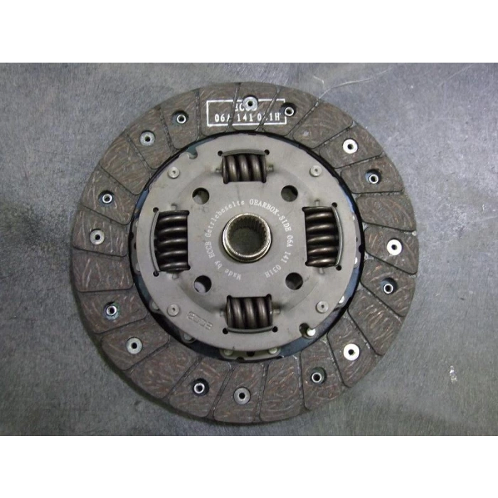 Debrıyaj Setı 622240000 Vw Golf4-Bora-A3-Toledo Agn 1,8 97-04 (Oem No: 06A141031H)