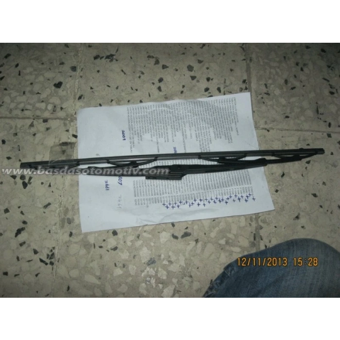 Silecek Kolu Süpürge Canter Civatalı 500Mm None (Oem No: 1001Kss1204564)