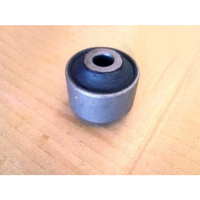 Burç Salıncak Avensis 03-05 Taşıyıcı Arka Toyota Avensis (Oem No: 1003Bcs3004001)