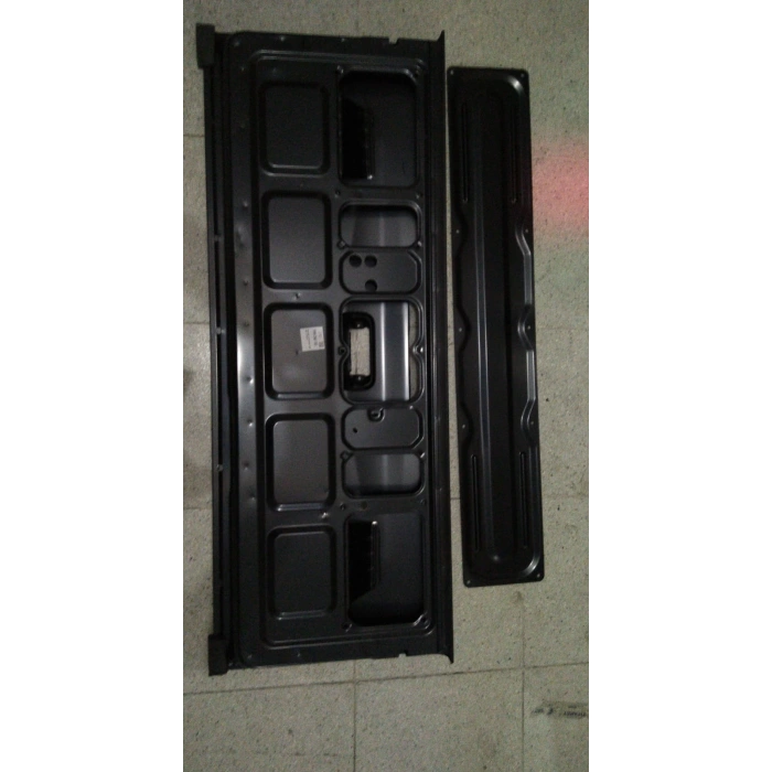 Kaput Bagaj Hılux Vigo 06- Reflektörlü None (Oem No: 1004Kpb2004004)