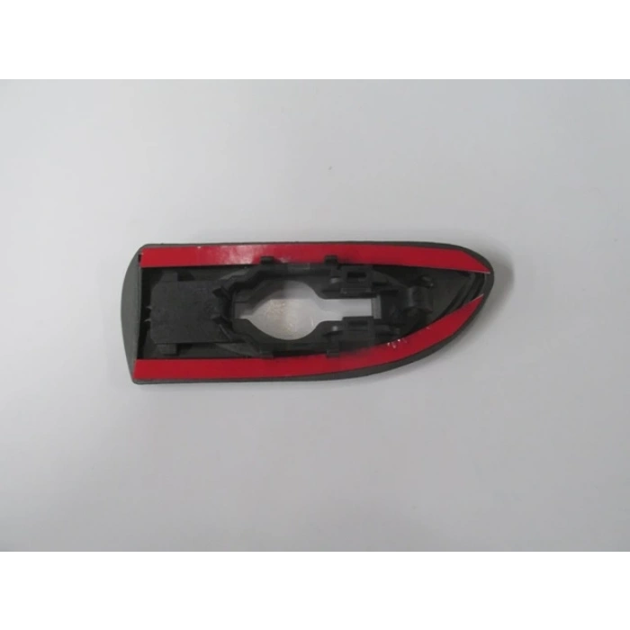 1999-2002 Opel Vectra B Ön Çamurluk Bandı Sol Siyah Delikli (Adet) (Oem No:1103175)