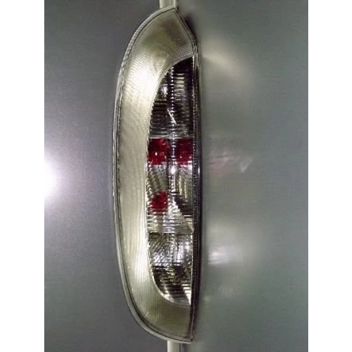 Stop Lambası Sağ Beyaz Cam Opel Corsa C Bm 02-07 (Oem No: 1222126)