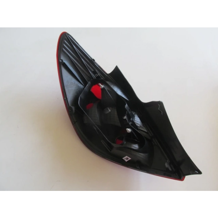 Opel Corsa D 2007-2014 Stop Lambası Sağ (Mars) (Oem No: 1222137)