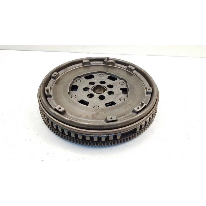 Volan Sabit Fluence Iıı / Megane / Kangoo Tl4 1.5 Dcı 6 İleri (Uyumlu Deb.Seti: Luk 624331209) (Oem No: 123006354R)