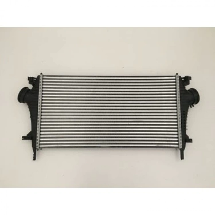 TURBO RADYATÖRÜ OPEL INSIGNIA A A16LET B16DTH A20DTC A20DTL A20DTJ A20DTH A20DTE B20DTH 09- (Oem No: 1302647)