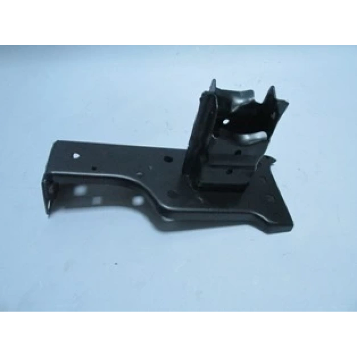 Opel Corsa- D- 07/14; Ön Tampon Demiri Bağlantı Ayağı Sol (Şasi Ucuna Bağlanan) (Oem No: 13191880)